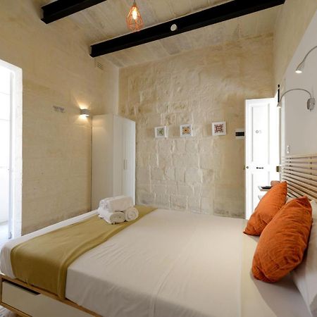 Private Rooms With Bathroom In Valletta Dış mekan fotoğraf