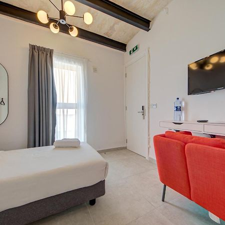 Private Rooms With Bathroom In Valletta Dış mekan fotoğraf